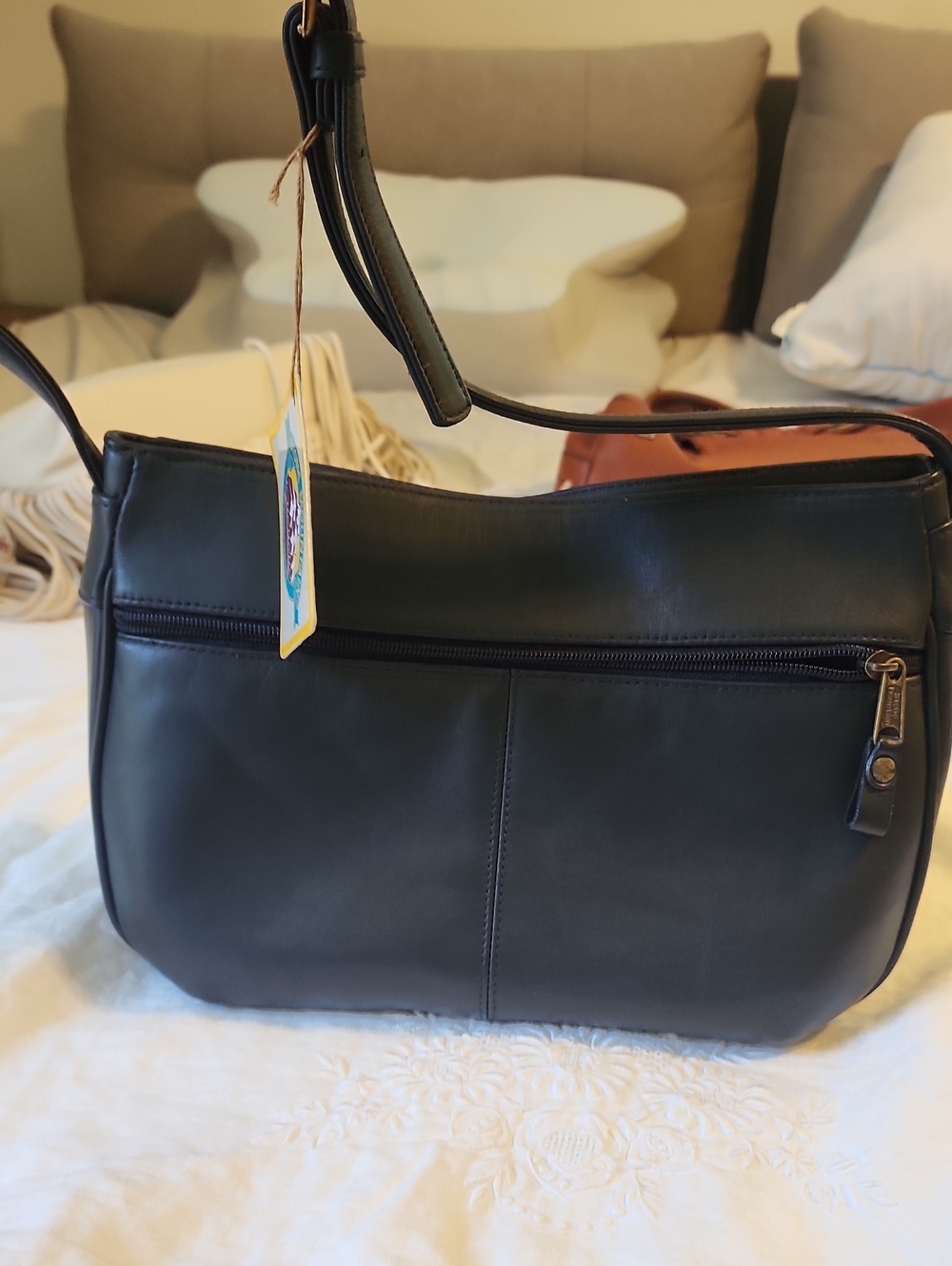 Classic Navy Leather Shoulder Bag - Elegant Everyday Carry NWT
